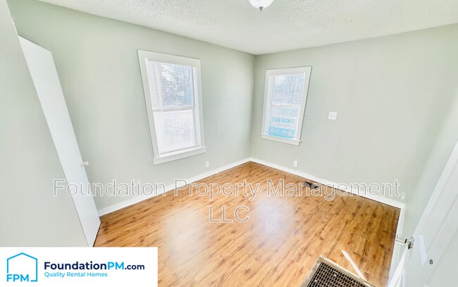 Foto del edificio - 3122 Johnson Ave