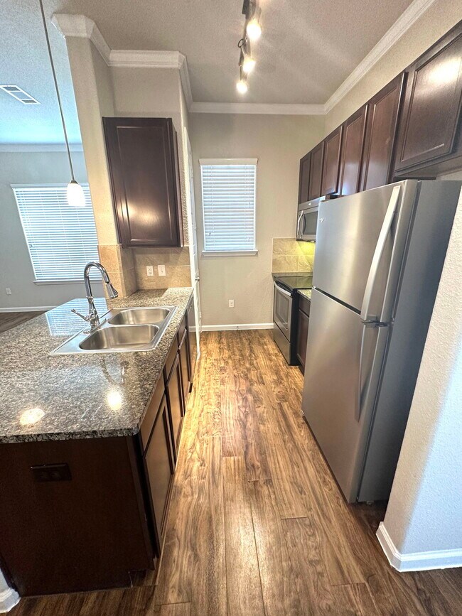 Foto del edificio - 27040 U.S. 380 Apt #B1, Aubrey, TX 76227 - 2 BR 2 BA condo