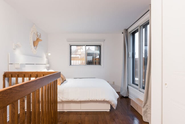 Building Photo - 1407 Rue Aylwin