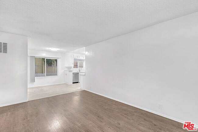 Foto del edificio - 739 Croft Ave