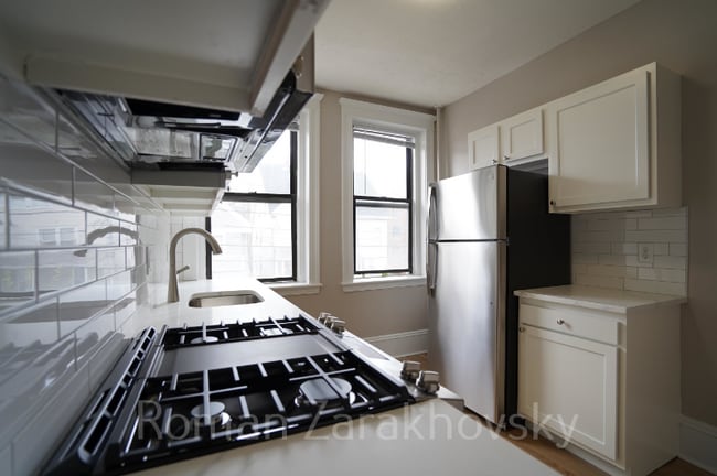 Building Photo - 58 Gardner St