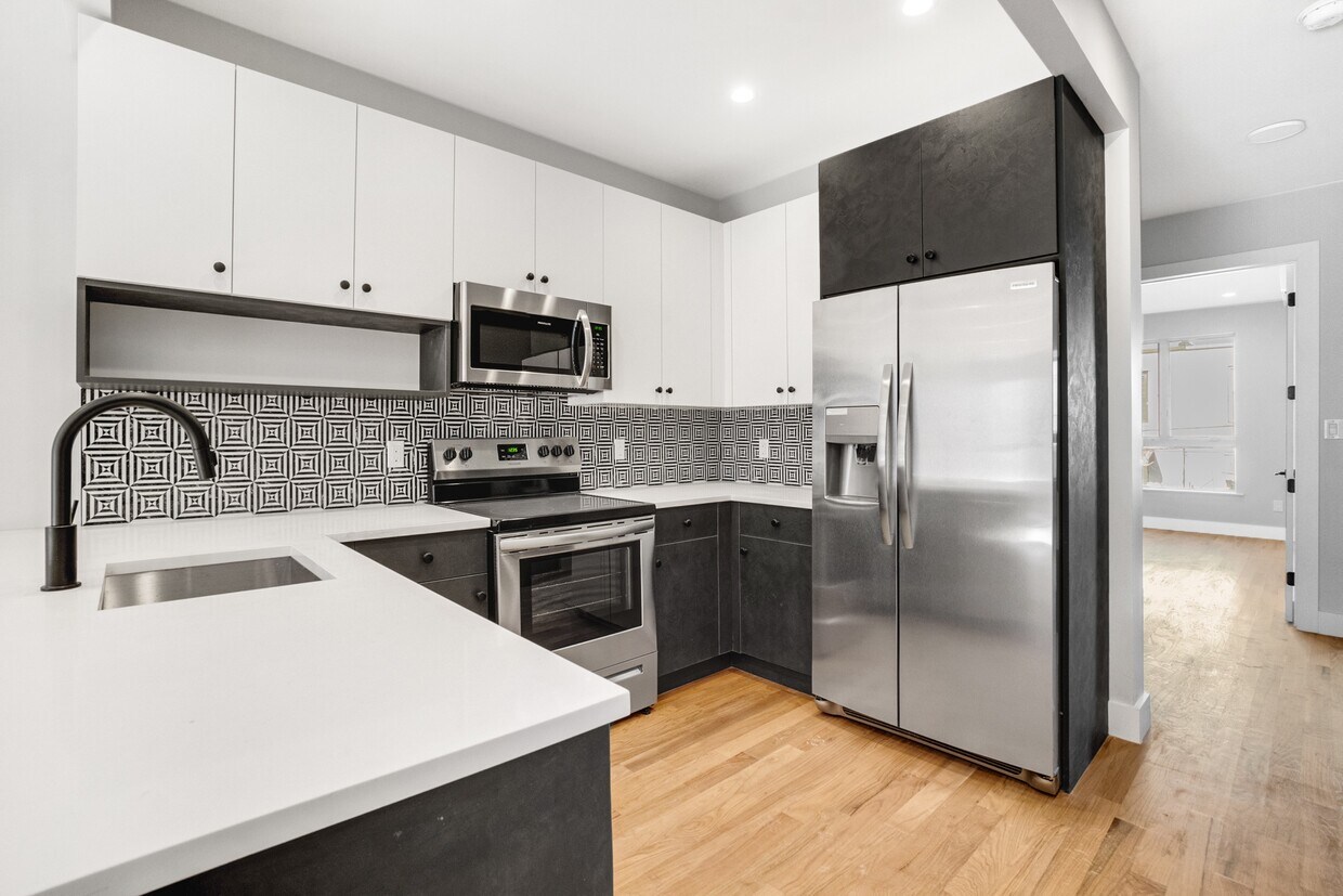 Foto del edificio - 327 Rutland Rd