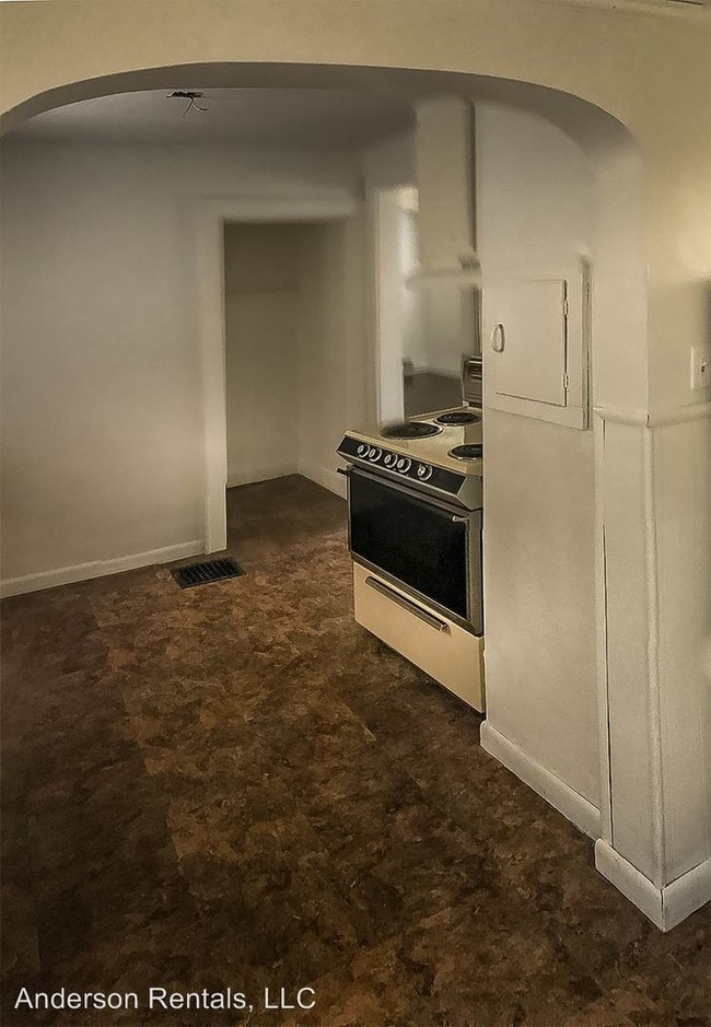 Building Photo - 1519 Beardsley St