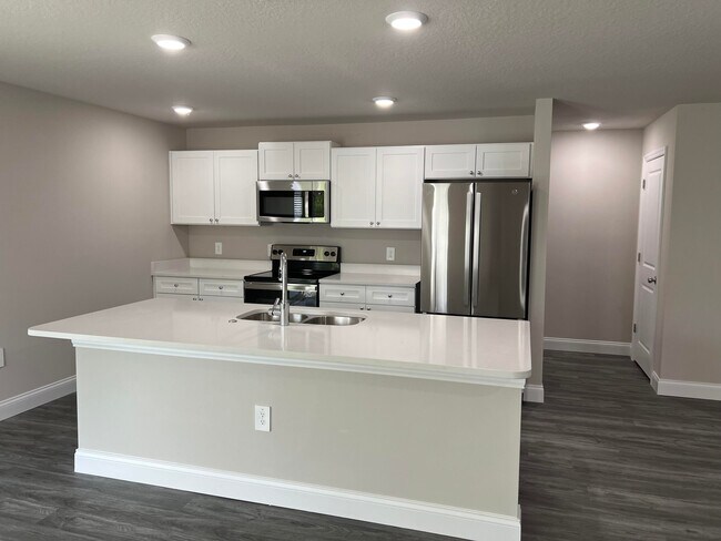 Foto del edificio - 850 San Filippo Dr SE