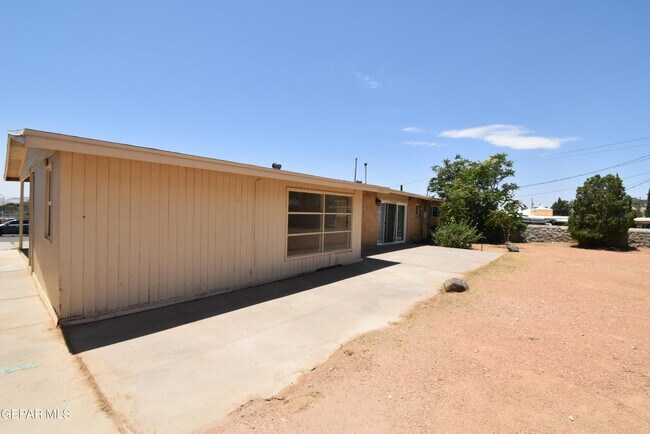 Foto del edificio - 4170 Berkshire Pl