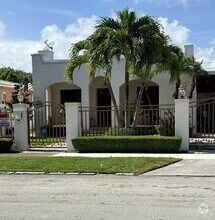 Building Photo - 2271 SW 25th St