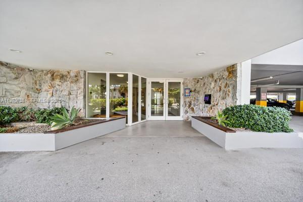 Foto del edificio - 7928 West Dr