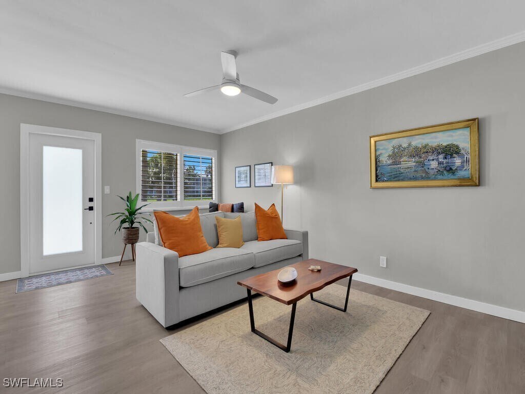 Foto principal - 473 12th Ave S