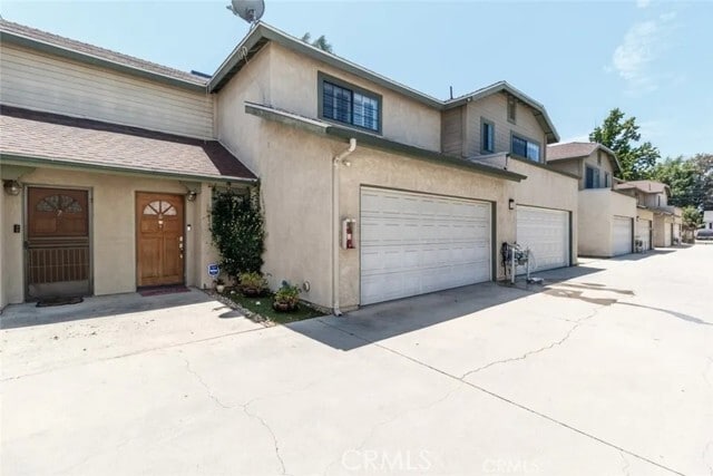 Building Photo - 7046 De Celis Pl