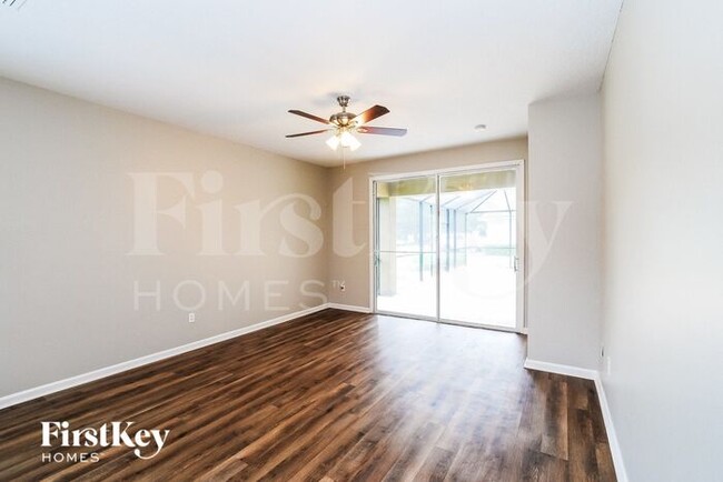 Foto del edificio - 1256 Stonehedge Trail Ln