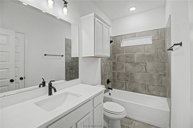 Foto del edificio - 3116 Brady Ct