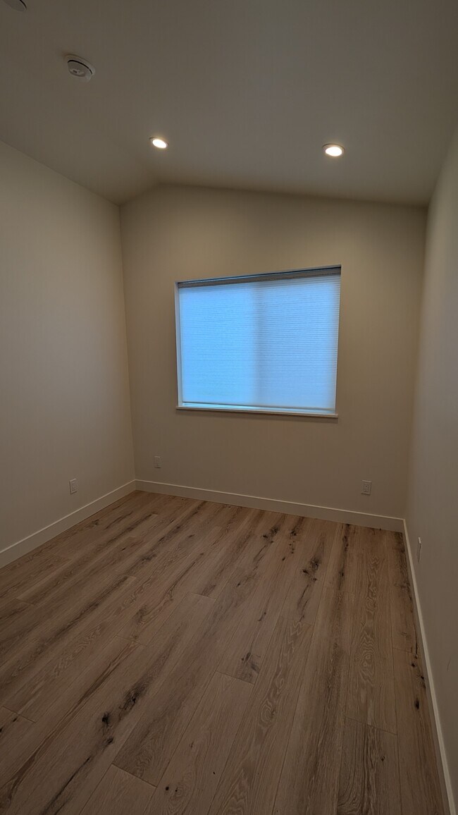 Foto del edificio - 1725 Spur Ridge Ln