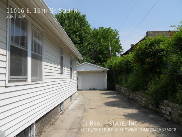 Building Photo - 11616 E 16th St