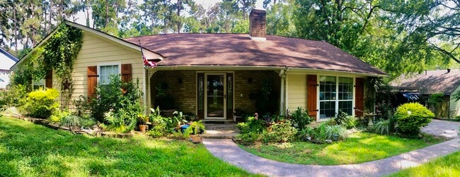 Building Photo - 1558 O'Connor Dr