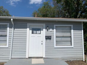 Building Photo - 1101 Hall