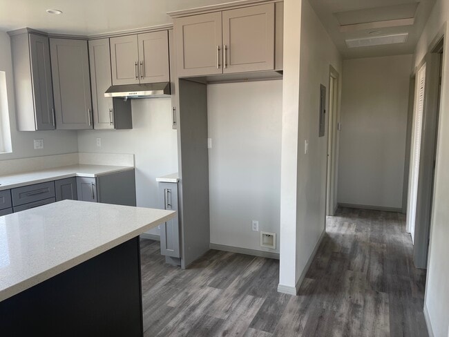 Kitchen & Hallway - 13108 S Catalina Ave