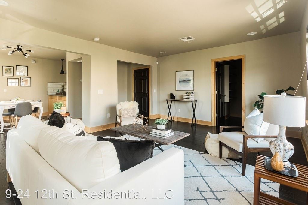 Foto principal - 909 NW 12th St