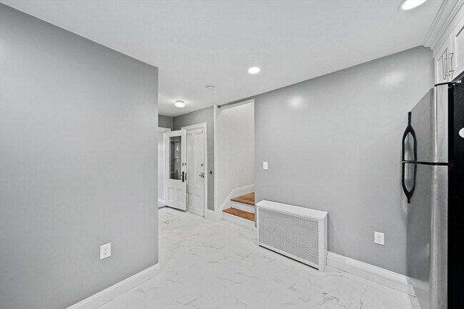 Building Photo - 111 Linden Ave