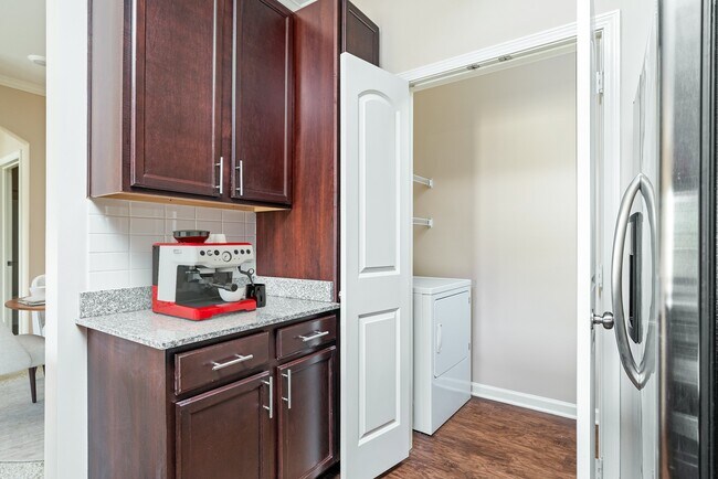 Foto del edificio - The Reserve at Johnson City Apartments