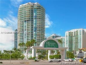 Foto del edificio - 16500 Collins Ave