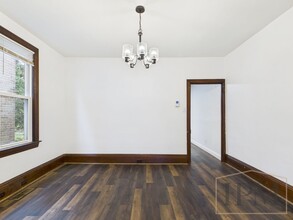 Building Photo - 55 W Maple St