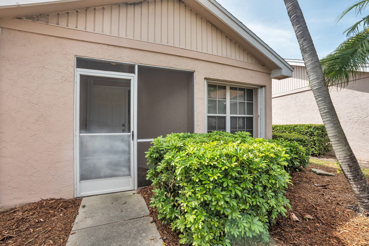 Primary Photo - 2702 Sailors Way