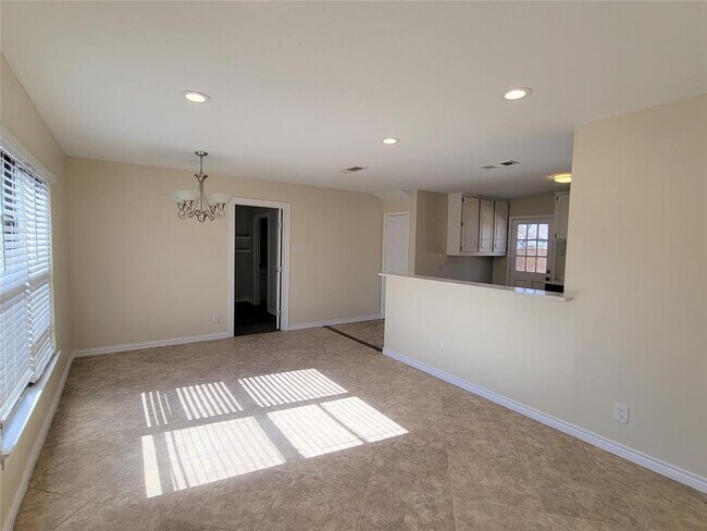 Foto del edificio - 11527 Broadmoor Dr