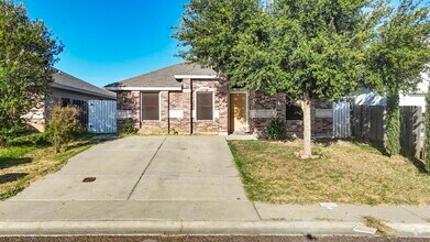 Building Photo - 1525 Cozumel Dr