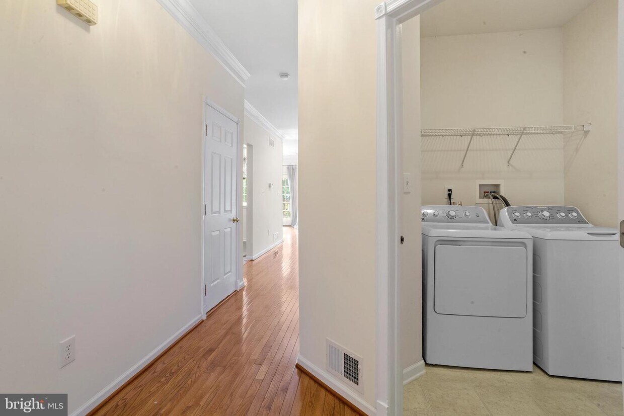 54 Nestlewood Way, Princeton, NJ 08540 Townhome Rentals in Princeton