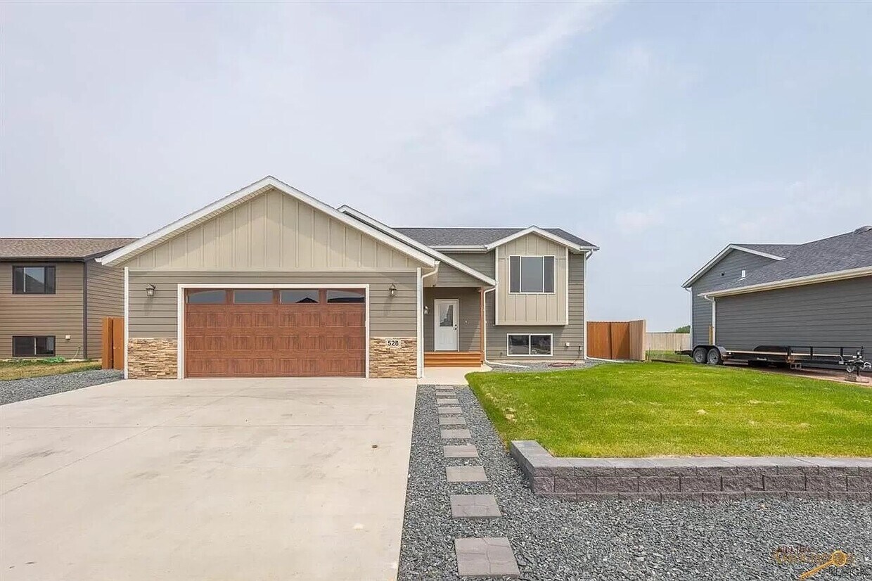 Foto principal - 528 Bull Run Dr