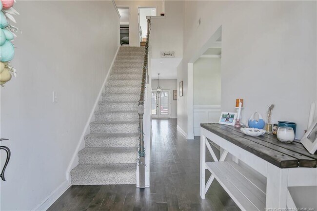 Foto del edificio - 688 Stonebriar Ave