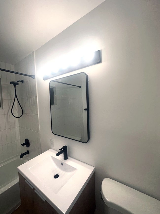 Bathroom - 6221 N 14th St