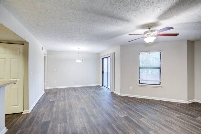 Building Photo - High Ridge Apartments