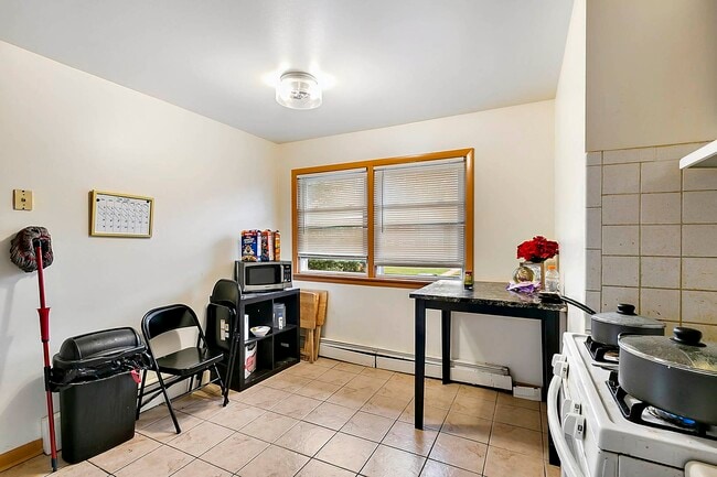 Dining Area - 14526 Cottage Grove Ave