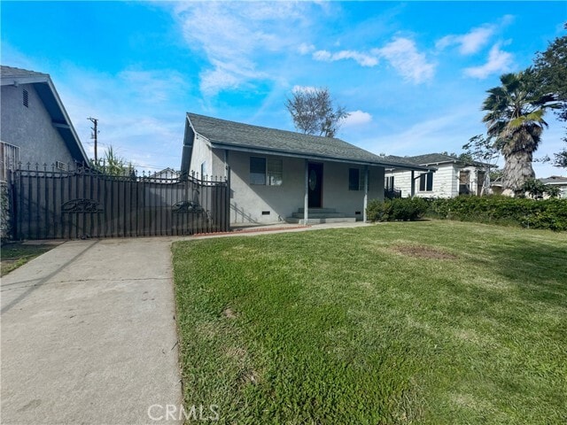 Building Photo - 209 Elm St