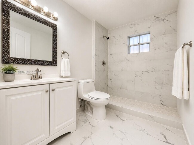 Foto del edificio - 1063 SW 142nd Ave