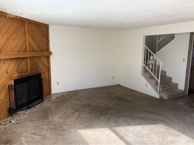 Foto del edificio - 577 Eagle Hills Way