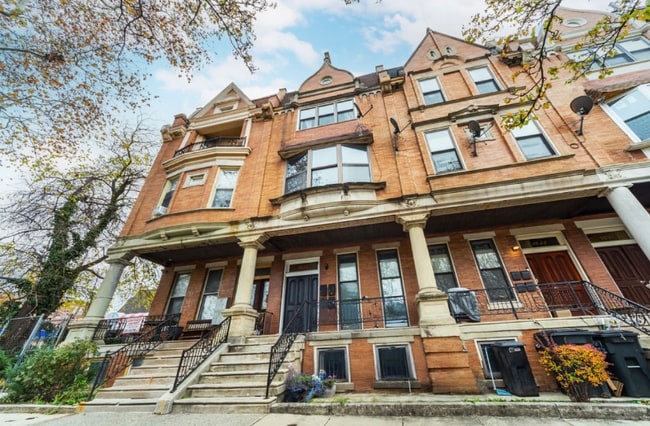 Building Photo - 1637 N 33rd St