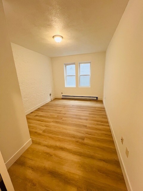 Building Photo - 111 Norway St