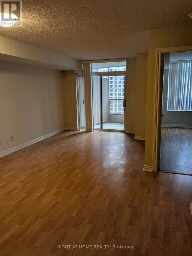 Building Photo - 3880 Duke of York Blvd
