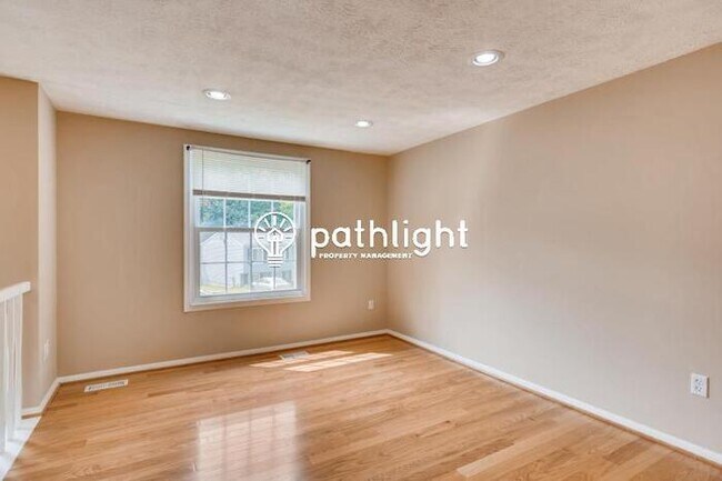 Building Photo - 8403 Tachbrook Rd, Nottingham, MD, 21236