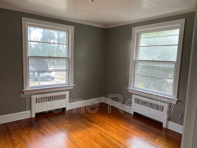 Foto del edificio - 420 N Mercer St