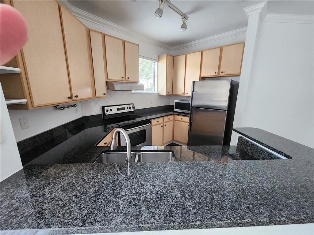 Foto principal - 821 Ralph McGill Blvd NE