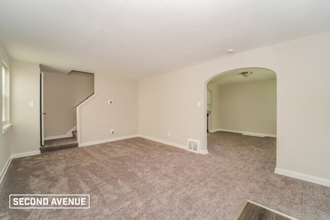 Building Photo - 707 Parkway Ave