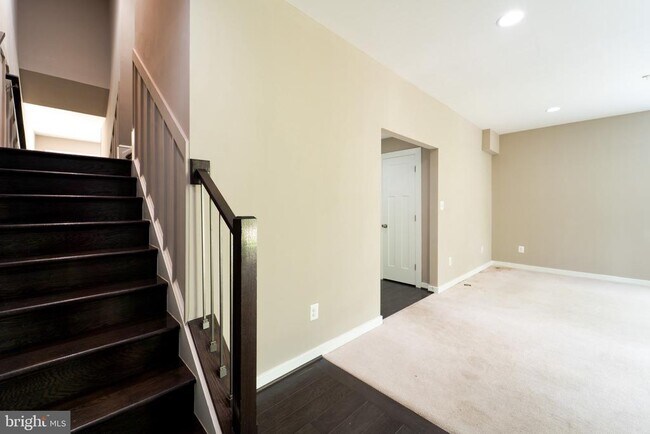 Foto del edificio - 10225 Hilltop Ascent Dr