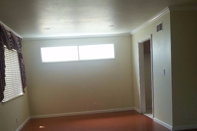 Living Room - 9320 Esther St