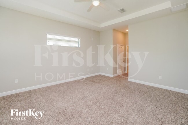 Building Photo - 12414 Drakefield Dr