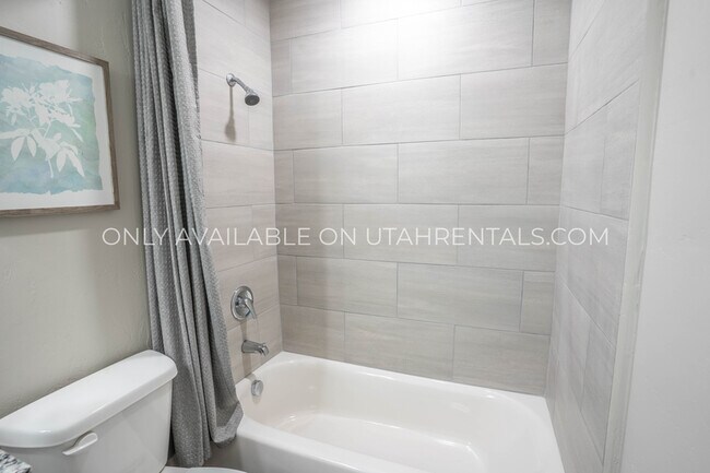 Foto del edificio - 673 N 100 W