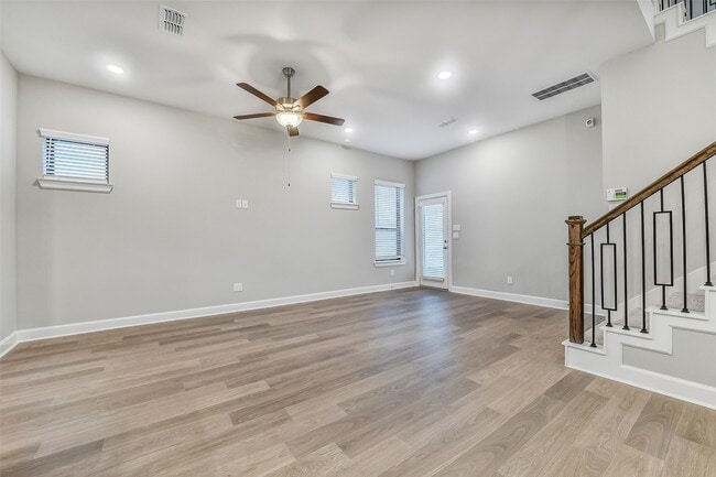 Building Photo - 3311 Full Bellied Ln