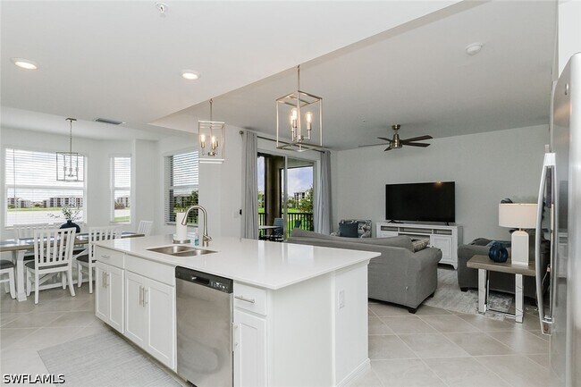 Foto del edificio - 5749 Double Eagle Cir